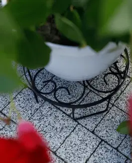 Kvetináče a truhlíky Podstavec pod kvetináč, kov/čierna, DEMBEL
