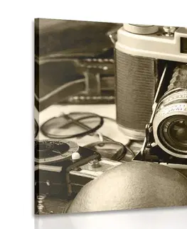 Čiernobiele obrazy Obraz starý fotoaparát v sépiovom prevedení