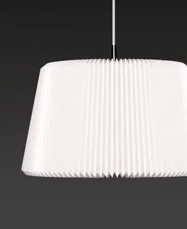 Závesné svietidlá LE KLINT LE KLINT Snowdrop XL – závesná lampa z papiera