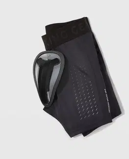 fitnes Pánske šortky s pružným suspenzorom na bojové športy čierne