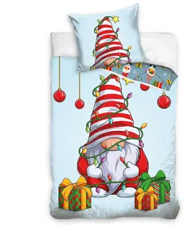 Obliečky Tiptrade Vianočné bavlnené obliečky Škriatok s darčekmi, 140 x 200 cm, 70 x 90 cm