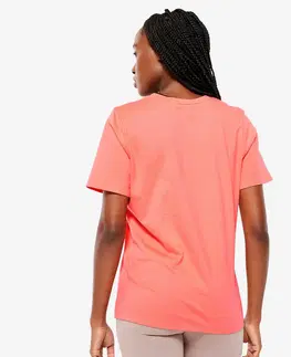 tričká Dámske tričko na fitnes 500 s výstrihom do V pastelovo koralové