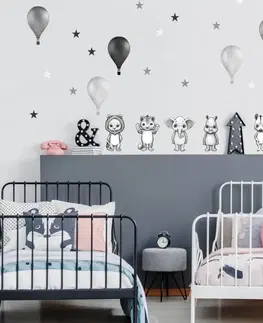Nálepky na stenu Čiernobiele nálepky zvieratiek s balónmi s nórskom štýle