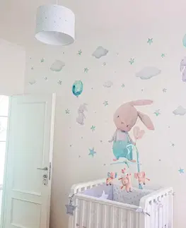 Nálepky na stenu Nálepka nad postieľku - Zajačiky s hviezdami a balónmi