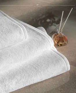 Uteráky Hotelový uterák alebo osuška hladká 70 x 140 cm