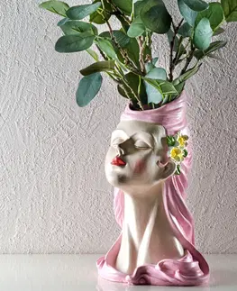 Drobné dekorácie a doplnky Váza na kvetiny "Dáma"