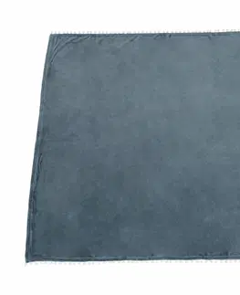 Deky KONDELA Akra plyšová deka s brmbolcami 130x150 cm modrá