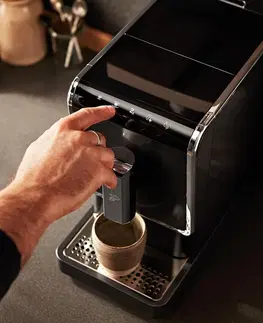 Coffee Makers & Espresso Machines Plnoautomatický kávovar Esperto Caffè, antracitový