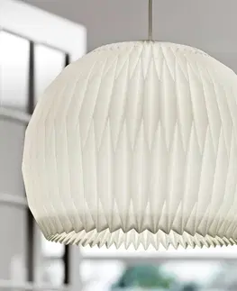 Závesné svietidlá LE KLINT LE KLINT 147 – plastová závesná lampa, handmade