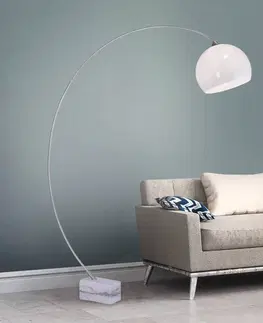 Stojacie lampy do obývačky Paul Neuhaus Elegantná oblúková lampa Mani s káblovým spínačom