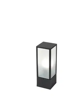 Vonkajsie osvetlenie Inteligentné stojace vonkajšie svietidlo čierne s rebrovaným sklom 40 cm vrátane WiFi A60 - Charlois