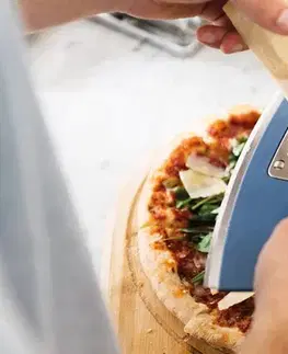 Náradie a náčinie Pizza krájač a strúhadlo LEO