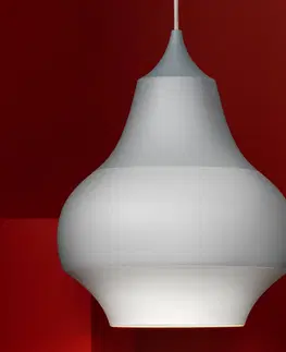 Závesné svietidlá Louis Poulsen Louis Poulsen Cirque – sivá závesná lampa, 38 cm