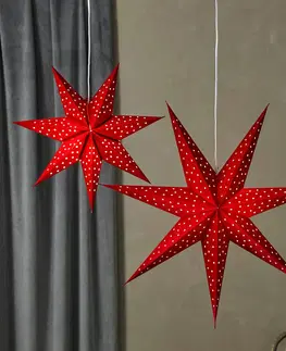 Vianočné svetelné hviezdy Markslöjd Závesná LED hviezda Blink vzhľad zamat Ø75cm červ.