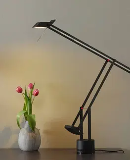 Stolové lampy na písací stôl Artemide Dizajnová stolná lampa Artemide Tizio