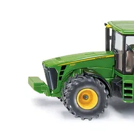 Hračky - dopravné stroje a traktory SIKU - Farmer - traktor John Deere s vlekom, 1:50