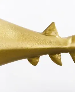 Bytové doplnky a dekorácie Dekoračná socha žralok AMEIS 70 cm Dekorhome Zlatá