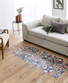 Koberce Vinylový koberec s efektom dlaždičiek