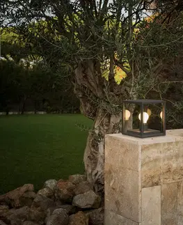 Vonkajšie stojanové svietidlá FARO BARCELONA Soklové svietidlo Nala v tvare kocky, tmavosivé