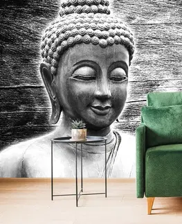 Samolepiace tapety Samolepiaca tapeta čiernobiela socha Budhu na drevenom pozadí