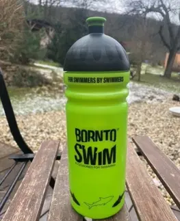 Triatlonové doplnky Borntoswim shark water bottle zelená