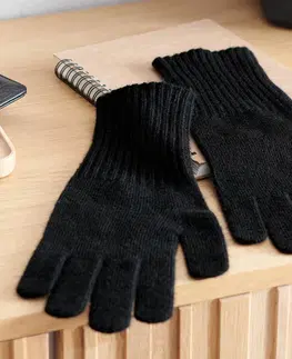 Gloves & Mittens Pletené rukavice s vlnou, čierne