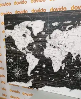 Obrazy mapy Obraz čiernobiela mapa na drevenom pozadí