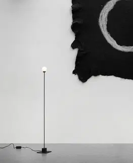 Stojacie lampy Northern Severná stojacia lampa Snowball, čierna