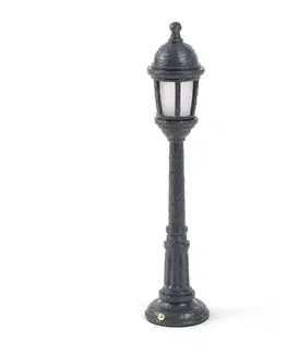 Vonkajšie osvetlenie terasy SELETTI Vonkajšie LED svietidlo Street Lamp batéria, sivá