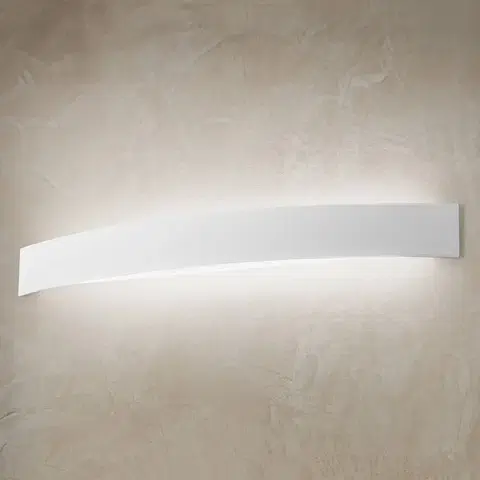 Nástenné svietidlá Linea Light Zakrivené nástenné LED svietidlo v bielej