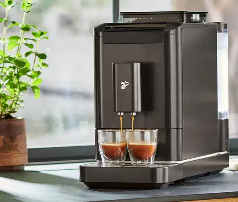 Coffee Makers & Espresso Machines Plnoautomatický kávovar Tchibo „Esperto2 Caffè“, granitový čierny