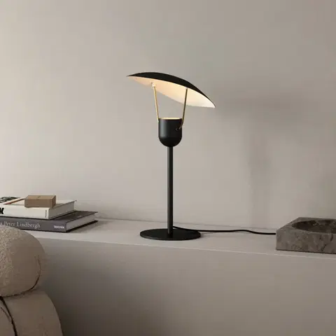 Stolové lampy DFTP by Nordlux Stolová lampa Fabiola v čiernej farbe