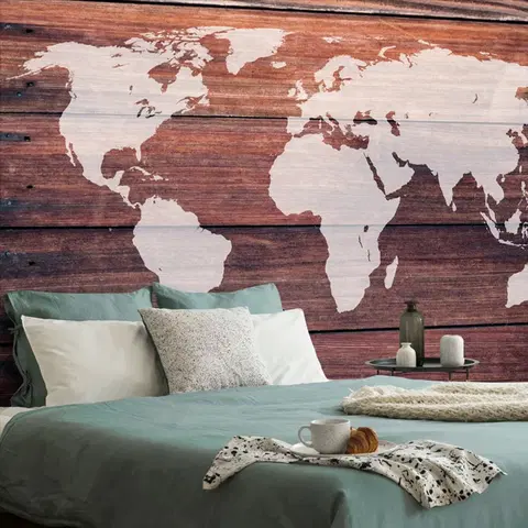 Tapety mapy Tapeta mapa sveta s dreveným pozadím