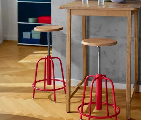Table & Bar Stools Barová stolička s nastaviteľnou výškou, červená