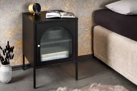 Nočné stolíky LuxD Dizajnový nočný stolík Taisiya 61 cm čierny