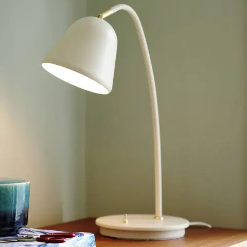 Lampy na nočný stolík Nordlux Stolná lampa Fleur s krásnymi mosadznými prvkami