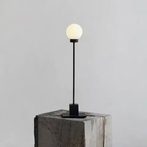 Stolové lampy Northern Severná stolová lampa Snowball, čierna