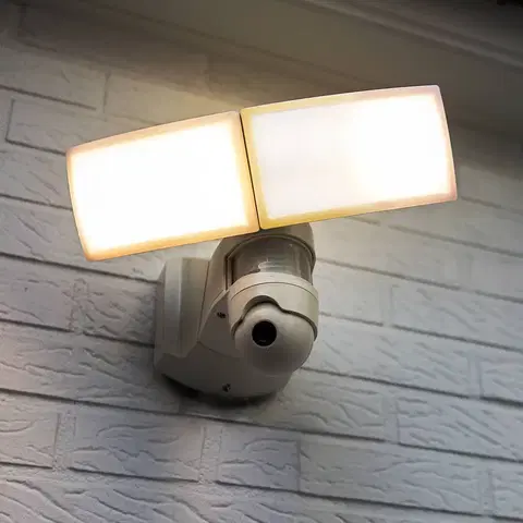 Inteligentné kamery LUTEC connect Vonkajšie LED svietidlo Libra kamera snímač