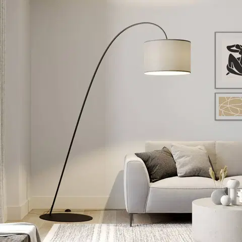 Stojacie lampy do obývačky Euluna Oblúková lampa Alice so sivým textilným tienidlom