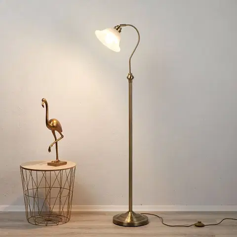 Stojacie lampy Searchlight Stojacia lampa Bjane, starožitná mosadz