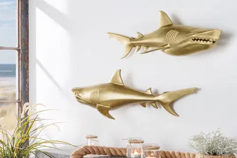 Bytové doplnky a dekorácie Nástenná dekorácia žralok DAKENTA 2 ks Dekorhome Zlatá