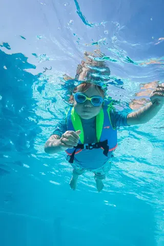 vodné športy Detská plavecká vesta Swimvest+ modro-zelená
