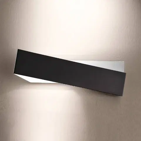 Nástenné svietidlá Linea Light Nástenné svietidlo Zig Zag v čiernobielej 43 cm