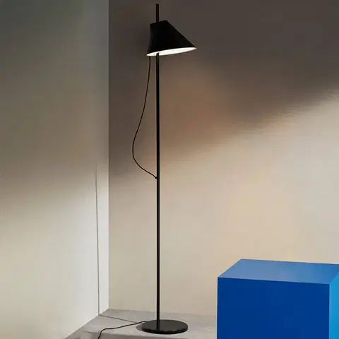 Stojacie lampy Louis Poulsen Louis Poulsen Yuh dizajnérska lampa LED, čierna