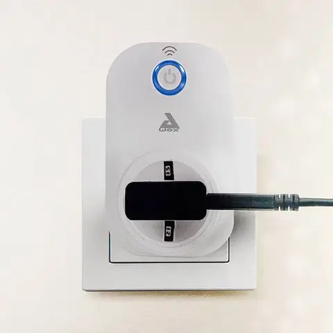 SmartHome zásuvky EGLO connect EGLO connect Plug Bluetooth zásuvka