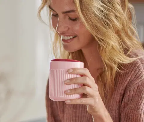 Coffee & Tea Sets Porcelánový hrnček s vrchnákom, ružový