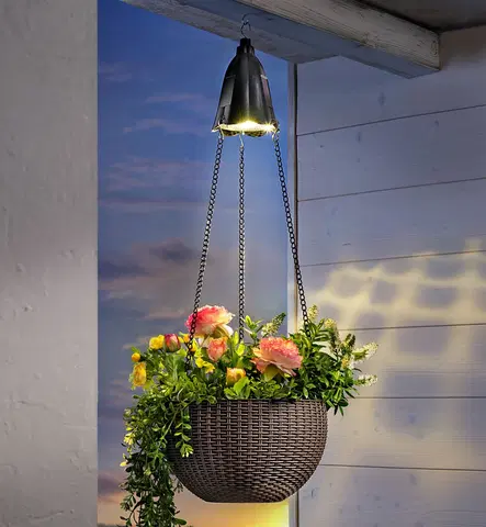 Kvetináče, hrantíky a dekorácie Závesný kvetináč so solárnym osvetlením