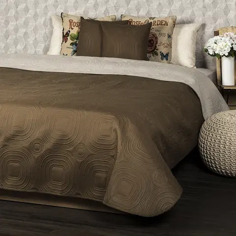 Prikrývky na spanie 4Home Prehoz na posteľ Doubleface tmavohnedá/svetlohnedá, 220 x 240 cm, 2x 40 x 40 cm