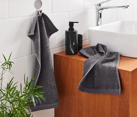 Bath Towels & Washcloths Žakárové uteráky pre hostí, 2 ks