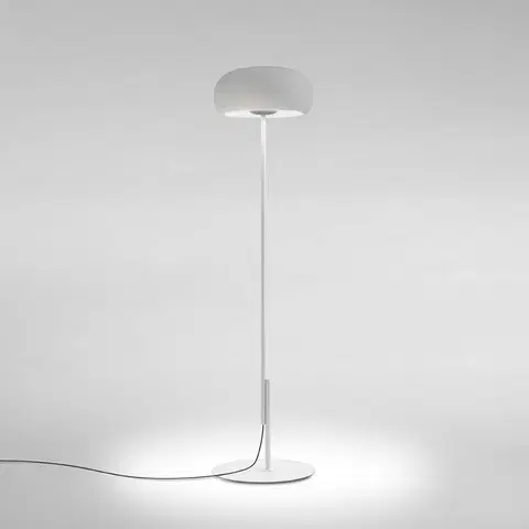 Stojacie lampy Marset MARSET Vetra LED stojacia lampa, biely rám